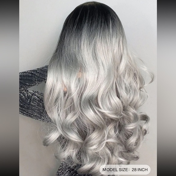 Long W/ Bangs Ombré Wig 💇‍♀️ - Picture 3 of 4